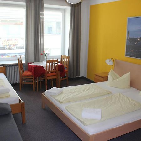 Hotel Pension Am Hauptbahnhof Мюнхен Екстериор снимка