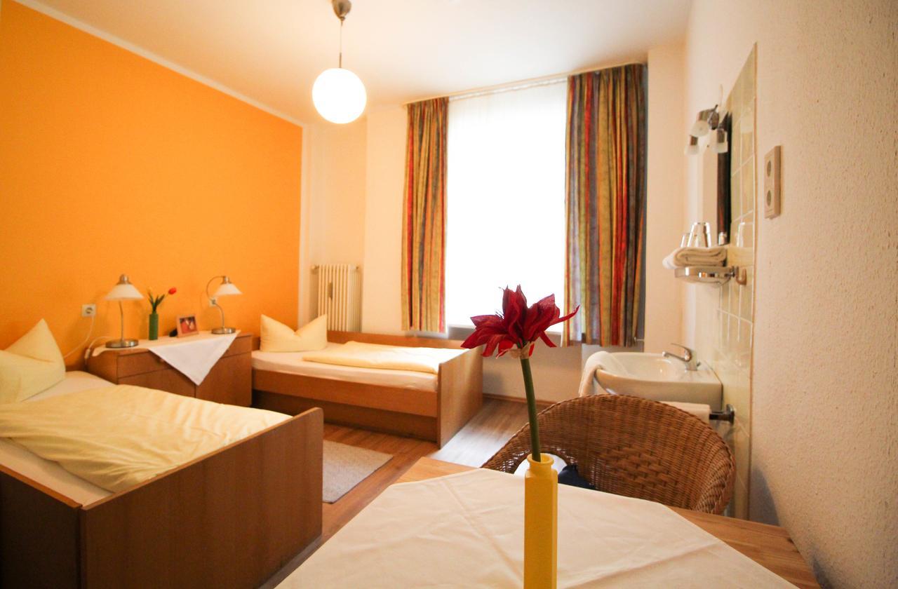 Hotel Pension Am Hauptbahnhof Мюнхен Екстериор снимка