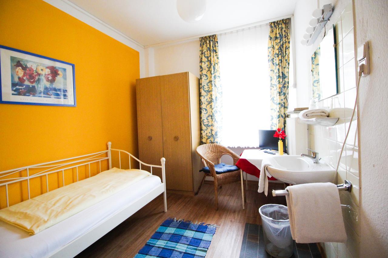 Hotel Pension Am Hauptbahnhof Мюнхен Екстериор снимка