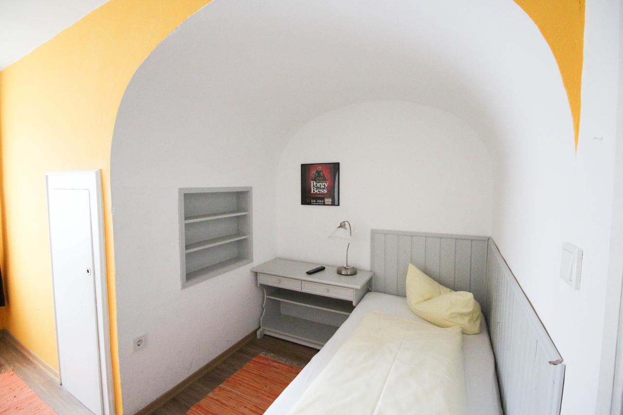 Hotel Pension Am Hauptbahnhof Мюнхен Екстериор снимка